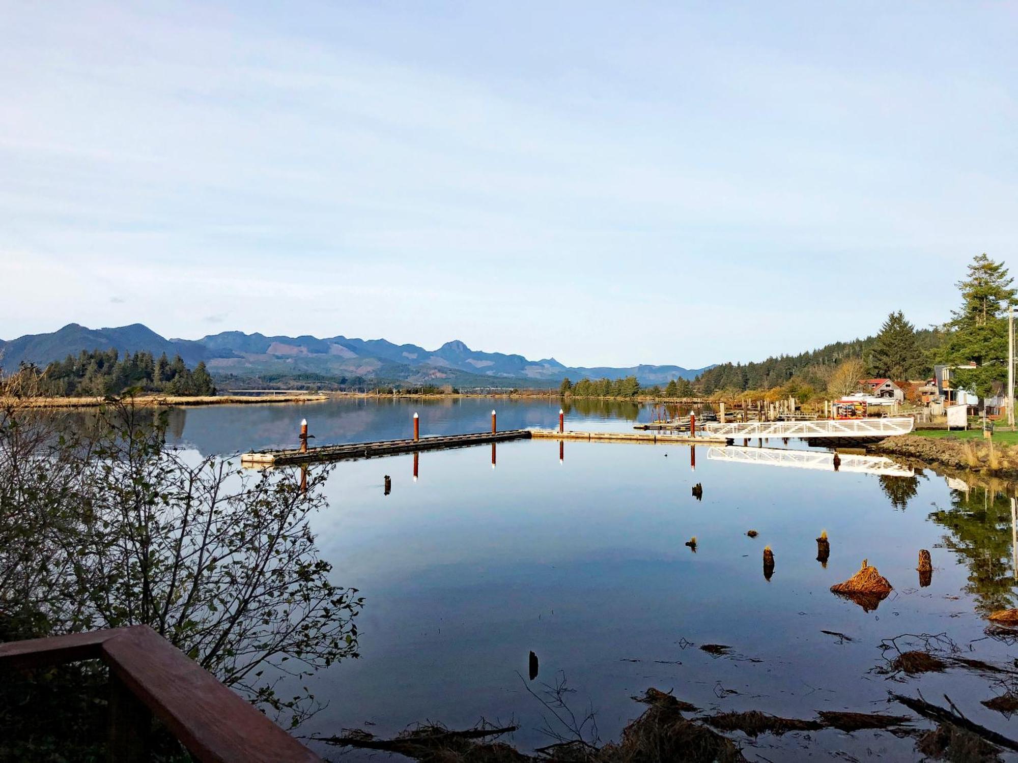 Wheeler On The Bay Lodge And Marina Exterior photo